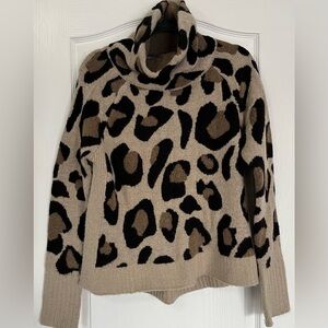 Cozy Thick Leopard Print Turtleneck Sweater Size Medium